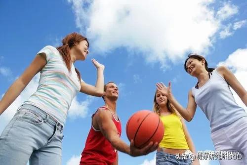 什么兴趣班适合大龄孩子学,什么年龄报兴趣班