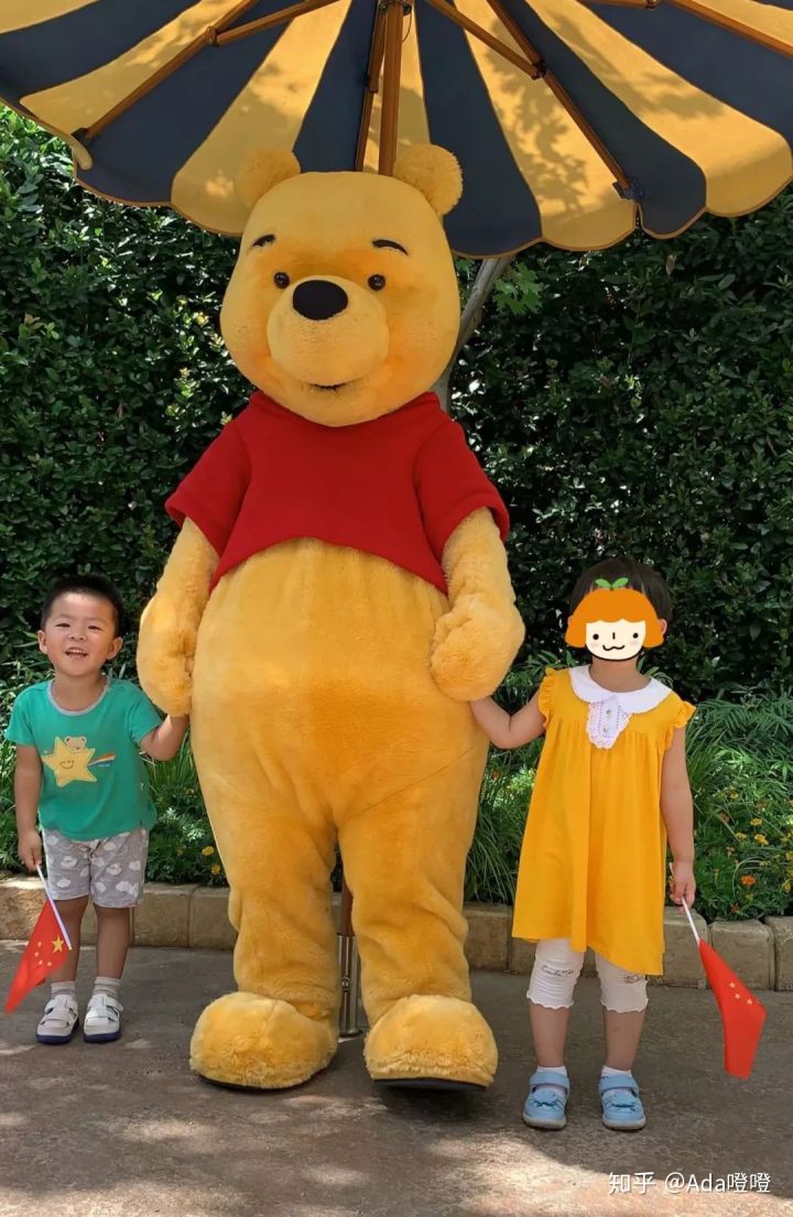 独自带2岁的娃怒刷了10次上海迪士尼，不听我听谁？