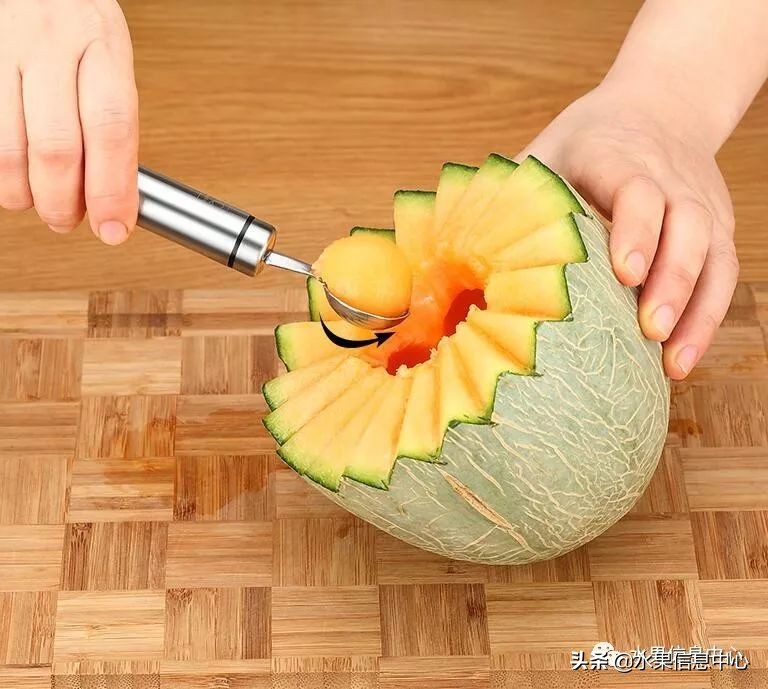 学做水果切,教你一招切水果小技巧