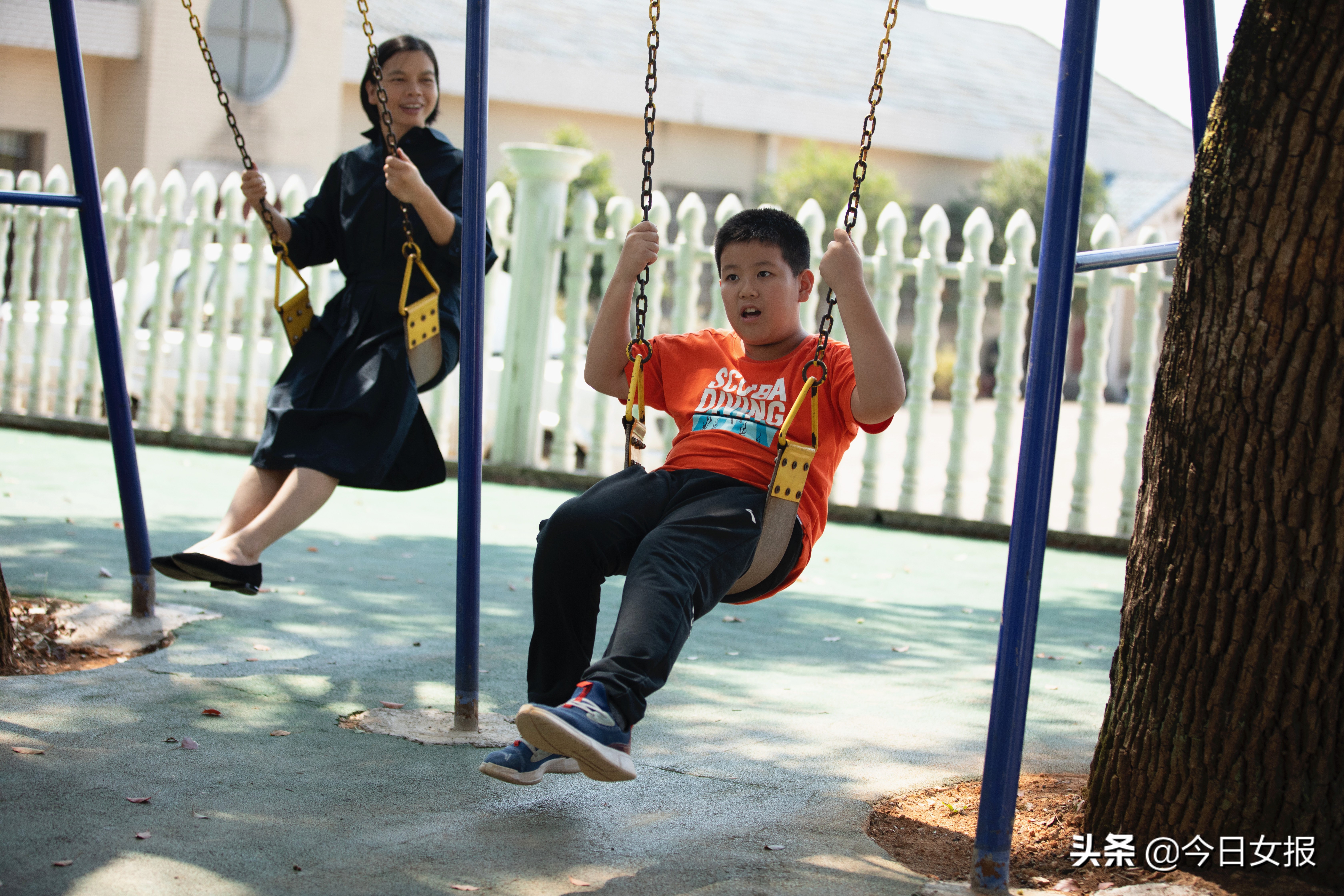 她曾带自闭症孩子两度自杀，如今与几名同病相怜家长联手在长沙对自家孩子做了这件事