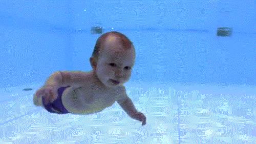 害怕去水上乐园,女生水上乐园害怕被推下去