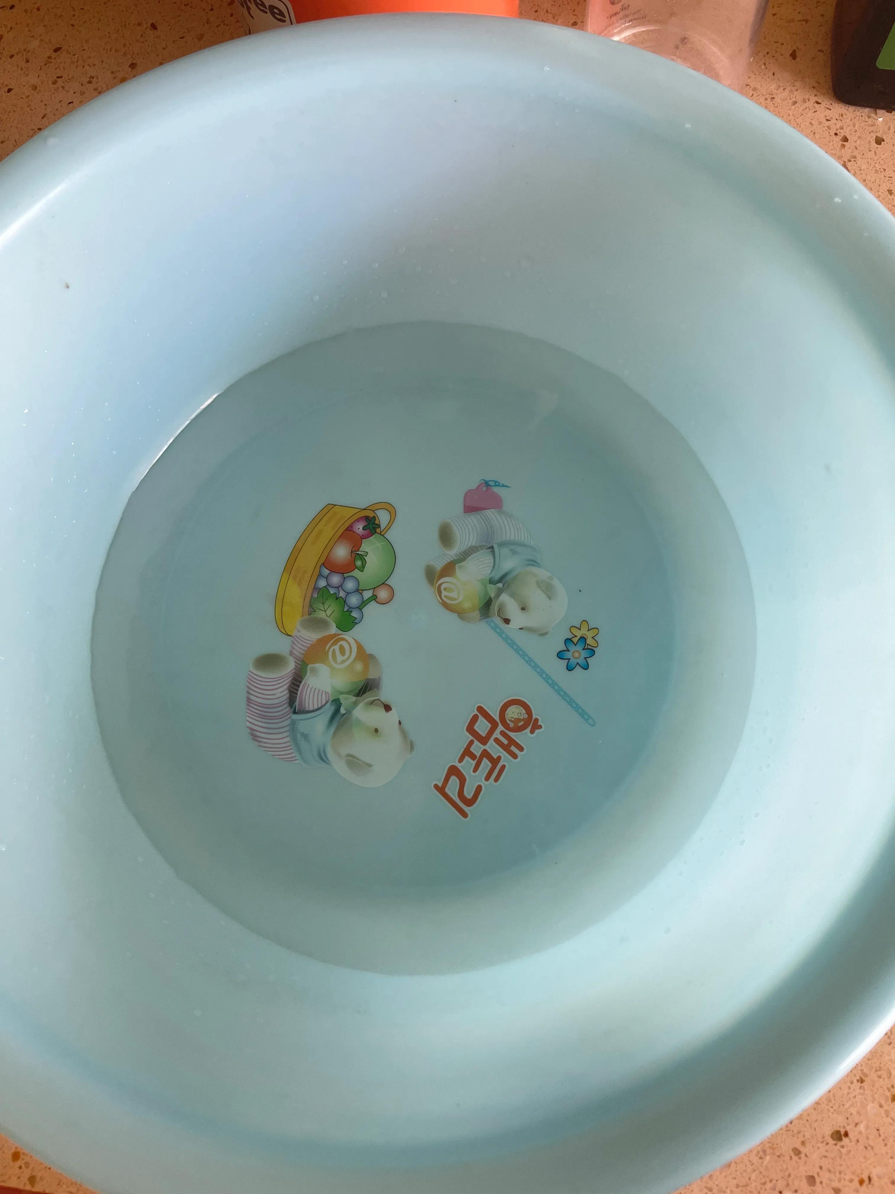 网面鞋上的顽固污渍怎么清洗,网面鞋脏污如何去除