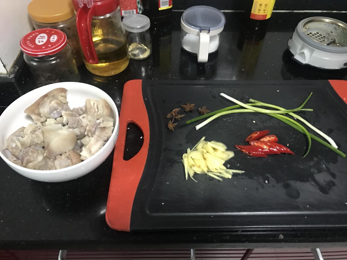 美食战疫第二季之红烧猪蹄