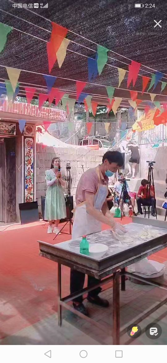 拉面哥聊斋34,拉面哥舞台升级