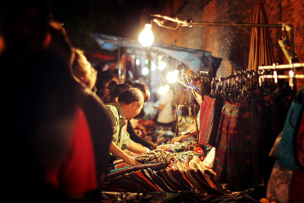 阿里巴巴1688怎样免息赊购摆地摊,阿里1688推地摊经济哪里申请