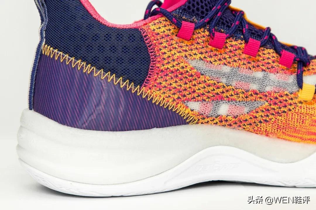 戈登穿爆的耐克鞋,戈登实战鞋