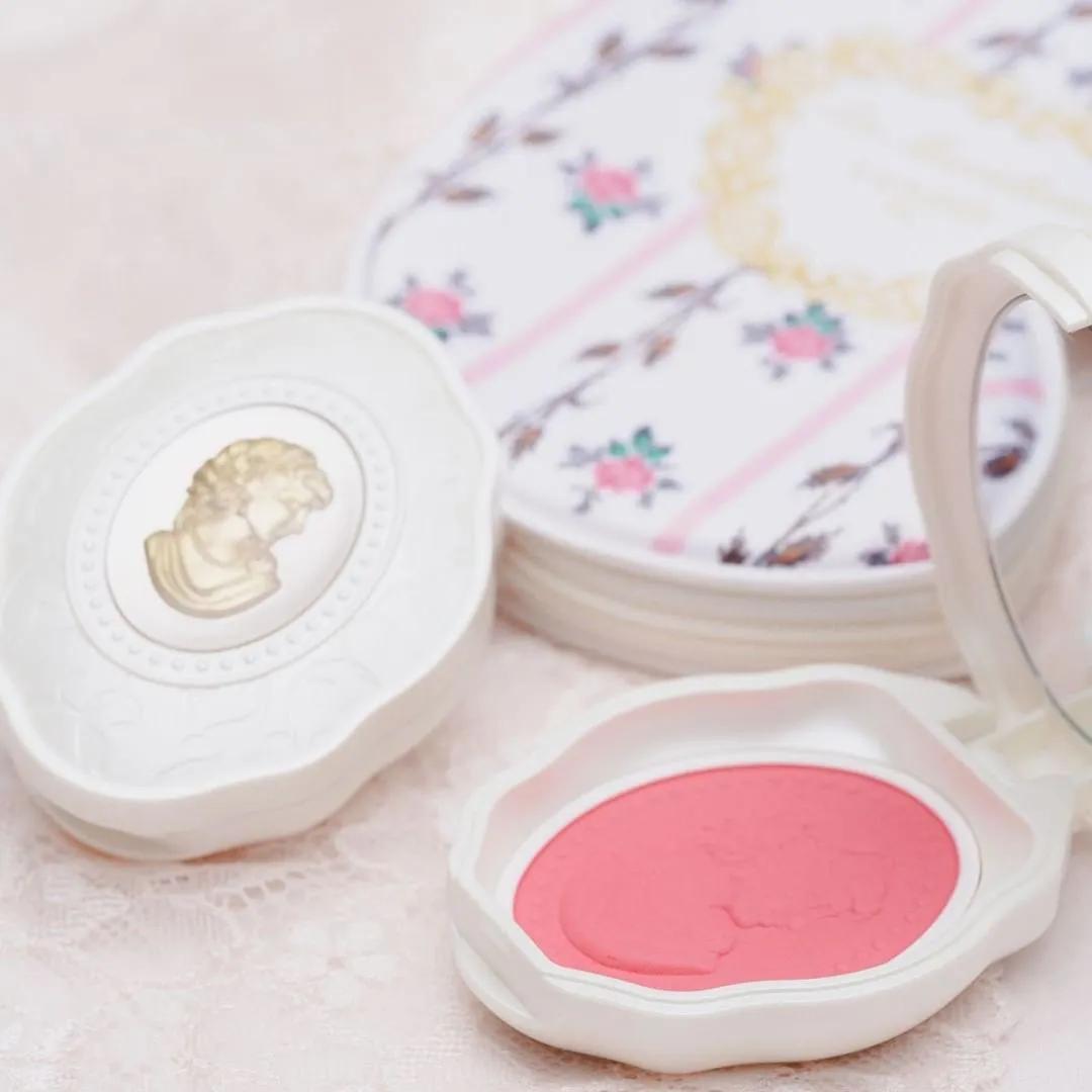 国外小众美妆视频,国外小众美妆品牌高价