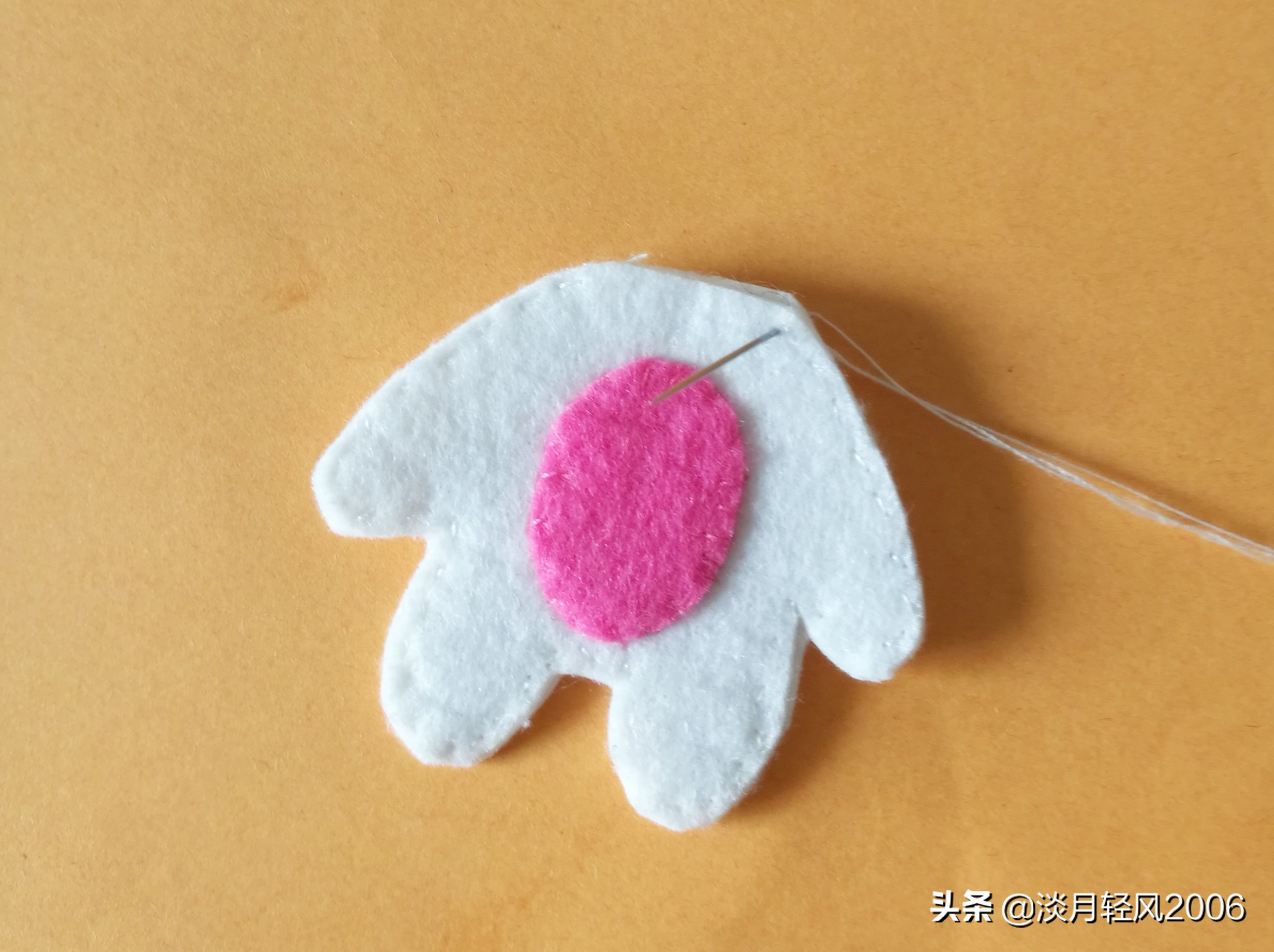 小兔子书签制作方法简单可爱,简单漂亮的小兔子书签你学会了吗