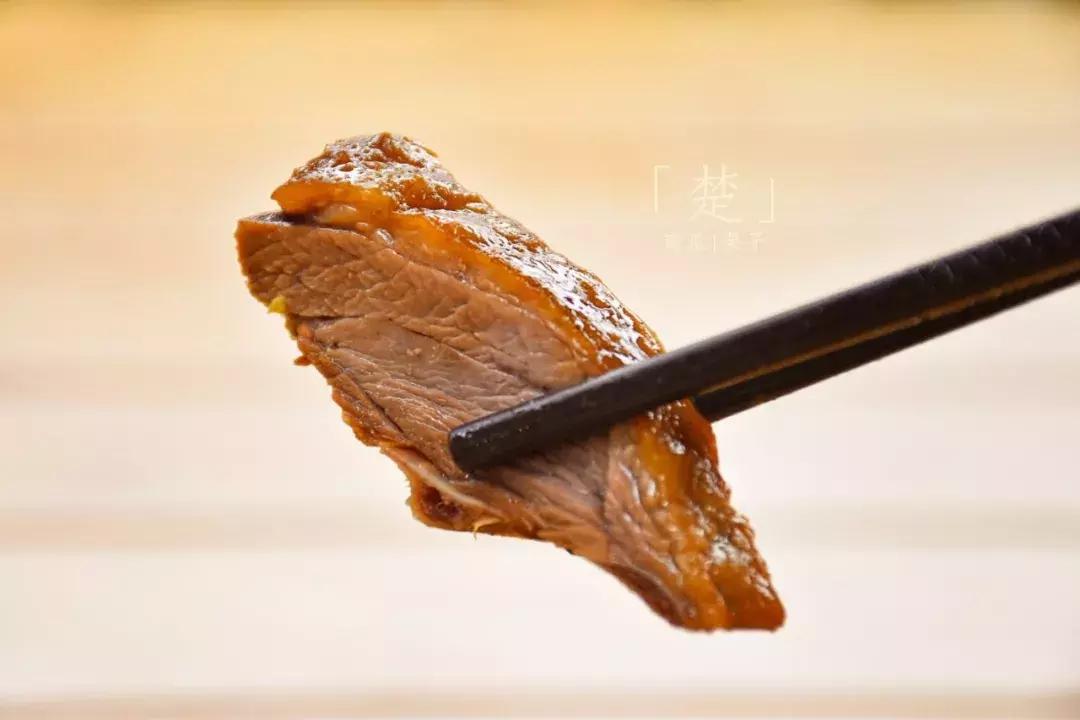 年夜饭大赏舌尖上的新年,各地年夜饭比拼吃什么才算有年味