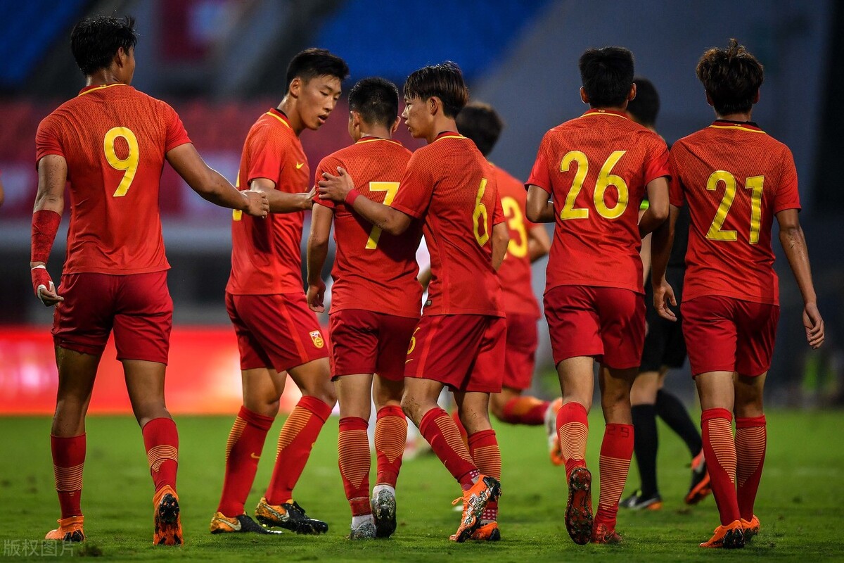 中国队不敌澳大利亚最后一节,输给澳大利亚还有机会出线吗