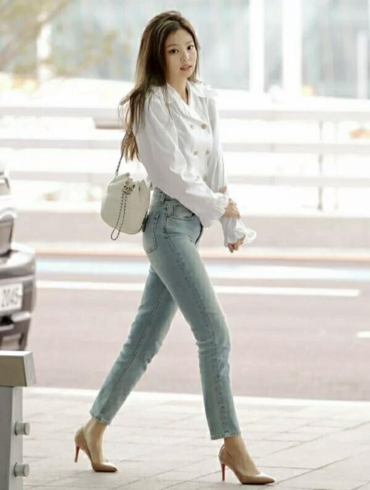 今秋最流行的穿搭,舒适百搭耐穿的鞋