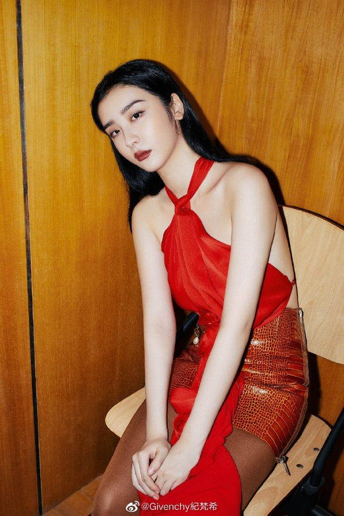 奥黛丽赫本最爱奢侈品品牌,纪梵希奥黛丽赫本风