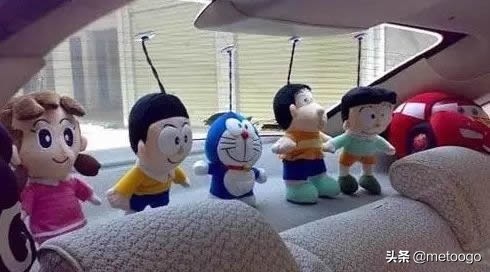 车内挂饰品违反哪条交规,车内悬挂挂件违章吗