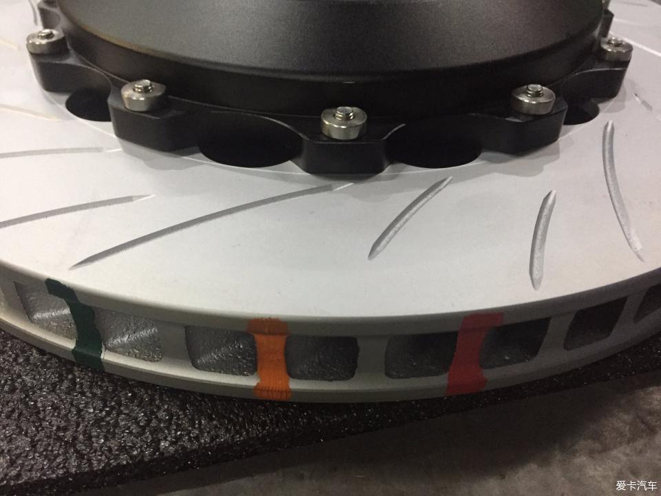 宝马3系换tei刹车,宝马3系的自动刹车功能测试