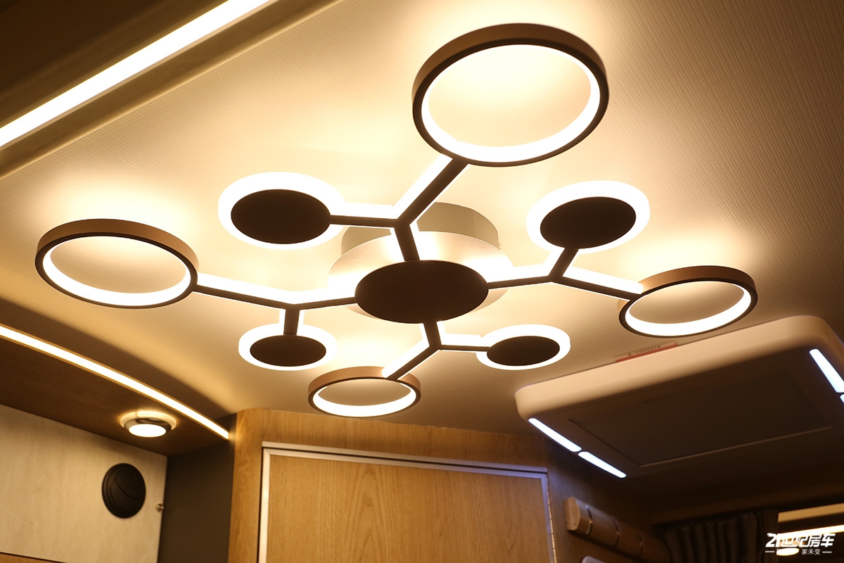 上海戴德e途max 房车哪款比较好 (上海戴德e途max房车哪款好)