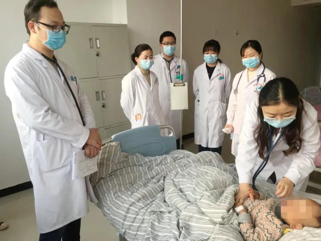 小孩吃苦杏仁中毒死亡,儿童误食苦杏仁怎么办