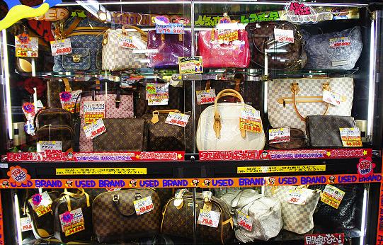 大阪一站式购物，唐吉柯德激安殿堂怎么逛？