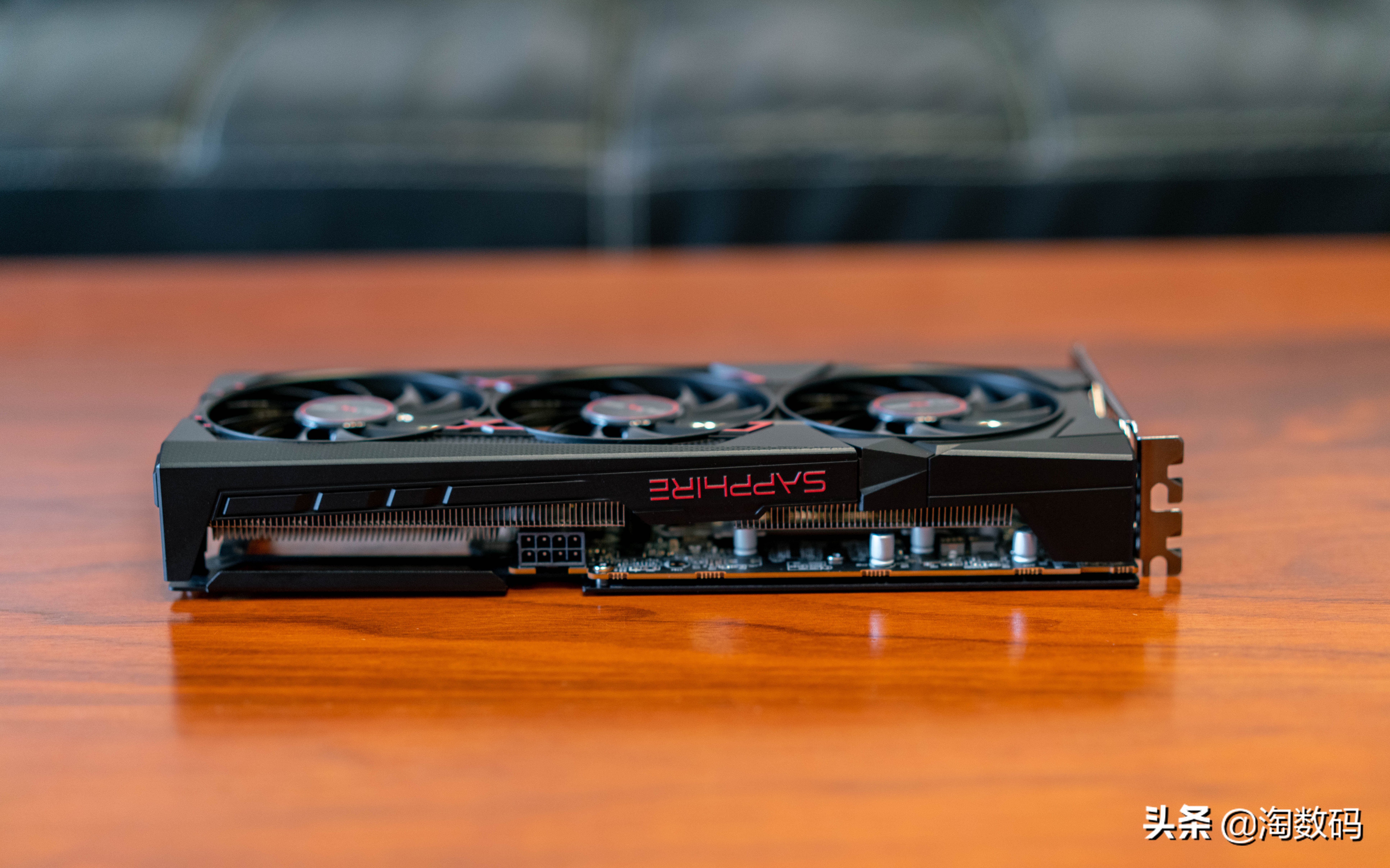 蓝宝石rx5600xt白金pro显存导热垫,蓝宝石rx5600xt显卡值得购买吗