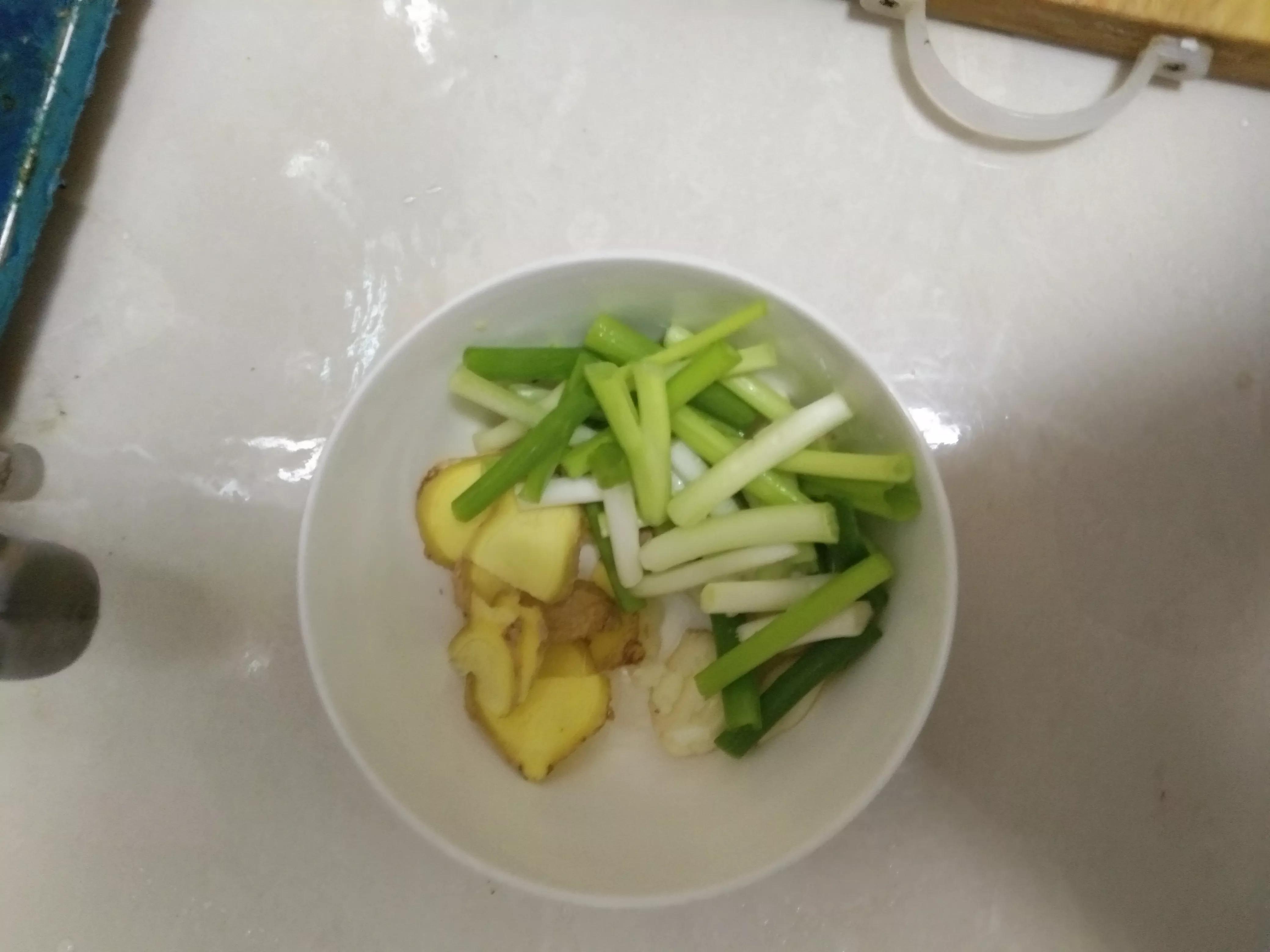 月子餐鸭头,月子期间能吃卤鸭头么