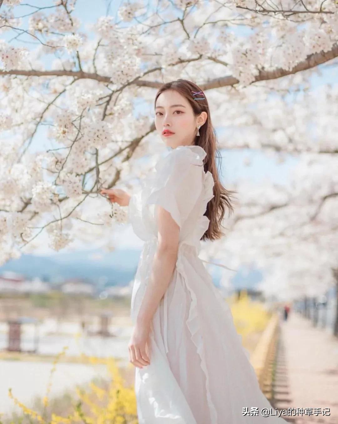 2020年春夏最流行趋势赶紧get起来,2020春夏流行露袜子吗