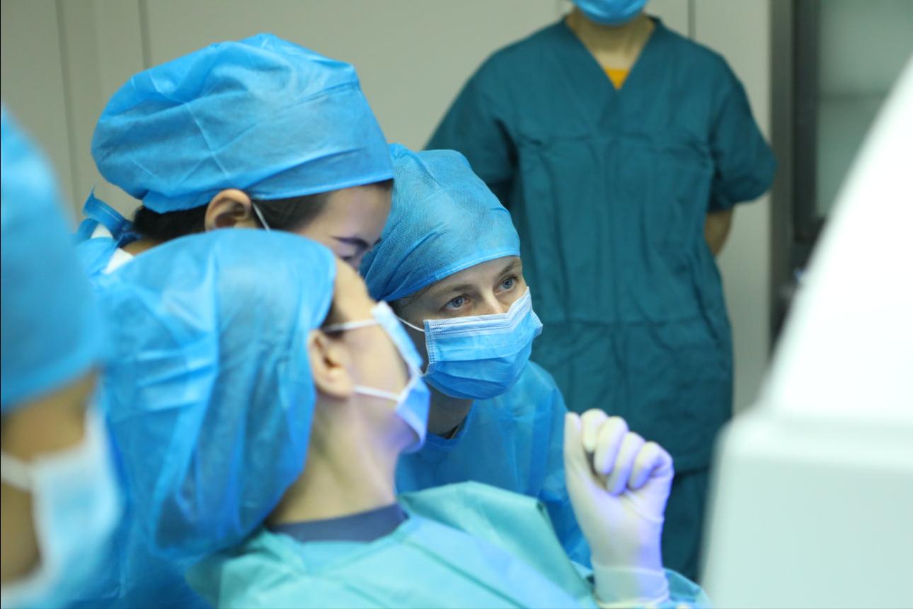 做近视手术是什么体验,近视手术体验