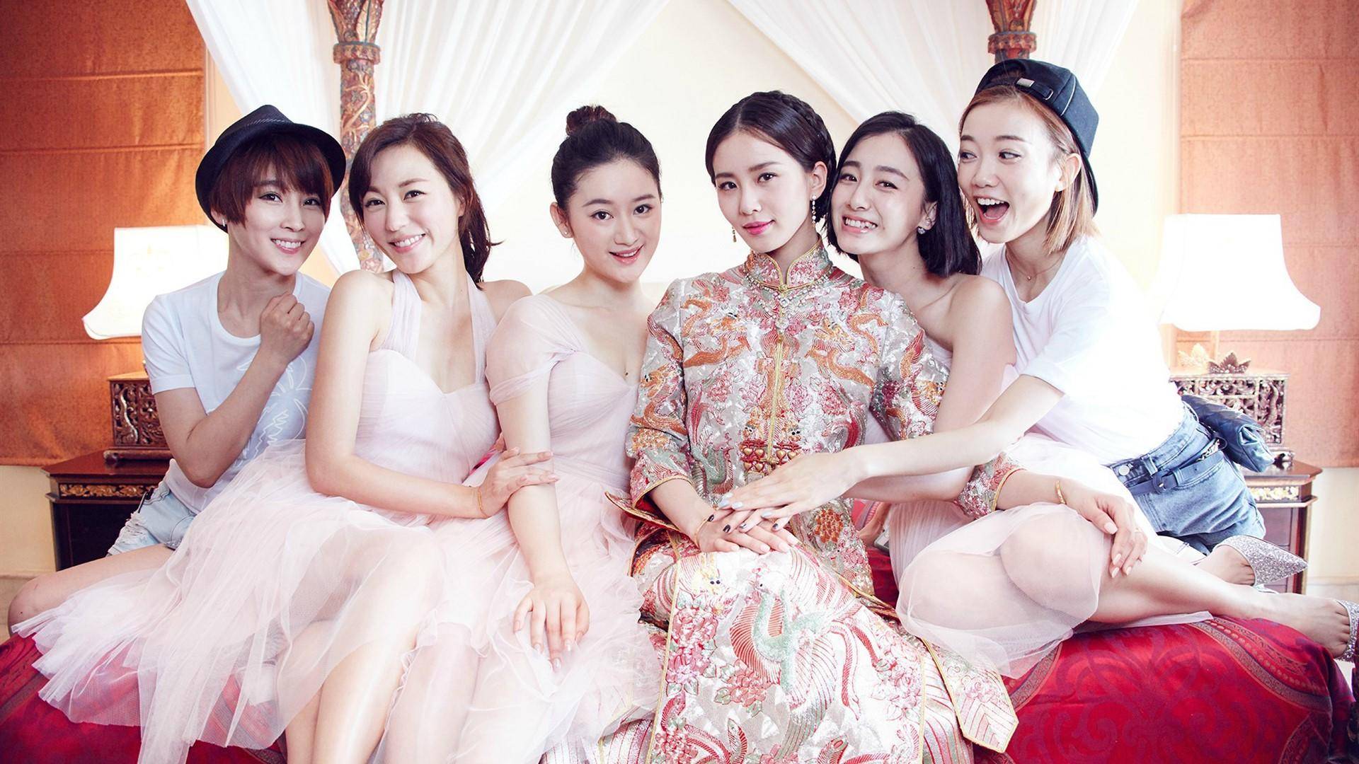 阿娇最漂亮的伴娘服,阿娇伴娘服装图片