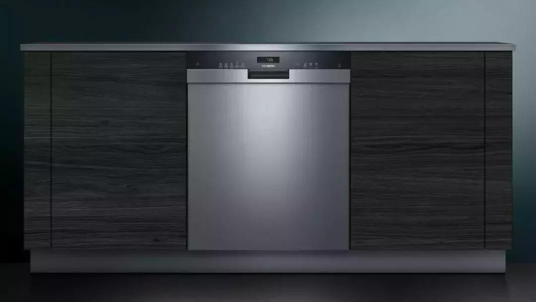 厨房要装洗碗机跟师傅说什么,洗碗机实用吗该如何挑选洗碗机