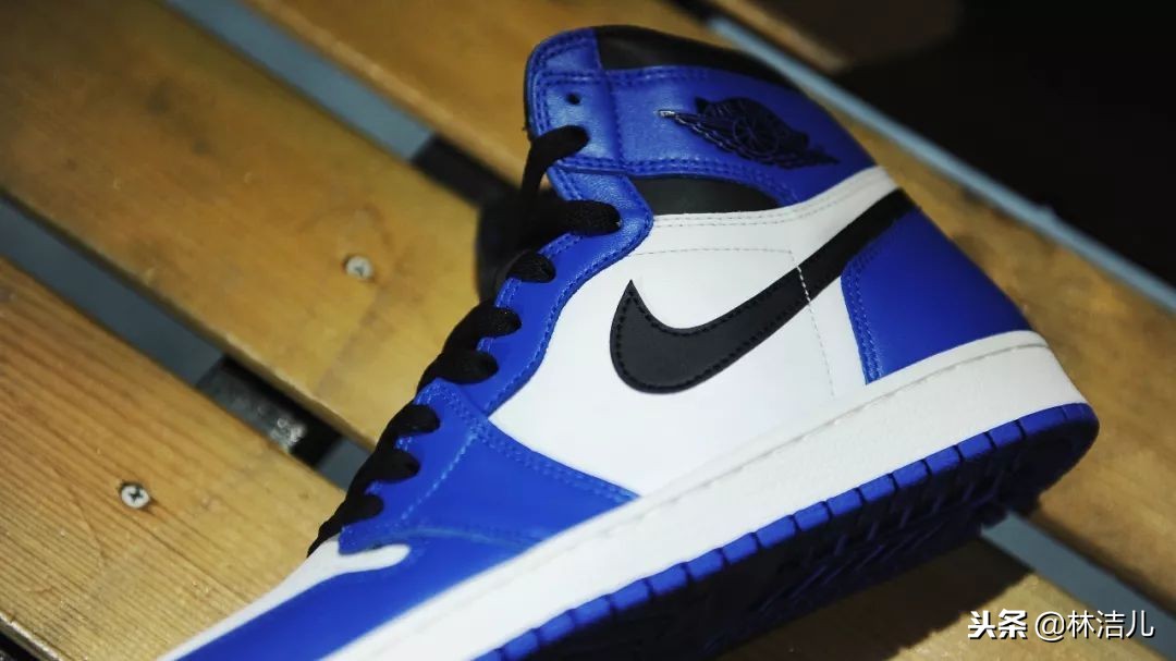 十大耐穿又舒服的休闲运动鞋,公认好看又脚感好的休闲运动鞋