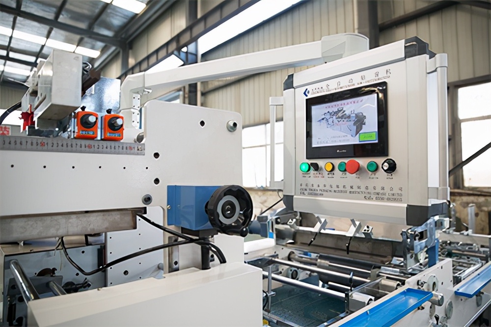 安庆永华包装贴窗机,安庆永华贴窗机设备