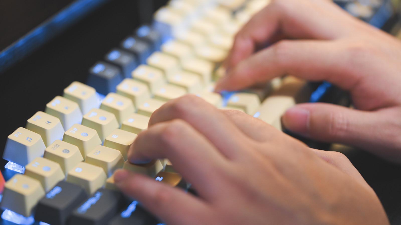 机械键盘推荐高端颜值,机械键盘颜值高推荐