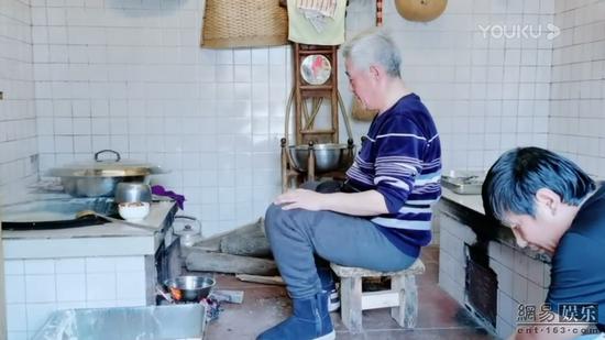 赵本山做饭给宋小宝完整版视频,宋小宝赵本山直播吃饭是哪个节目