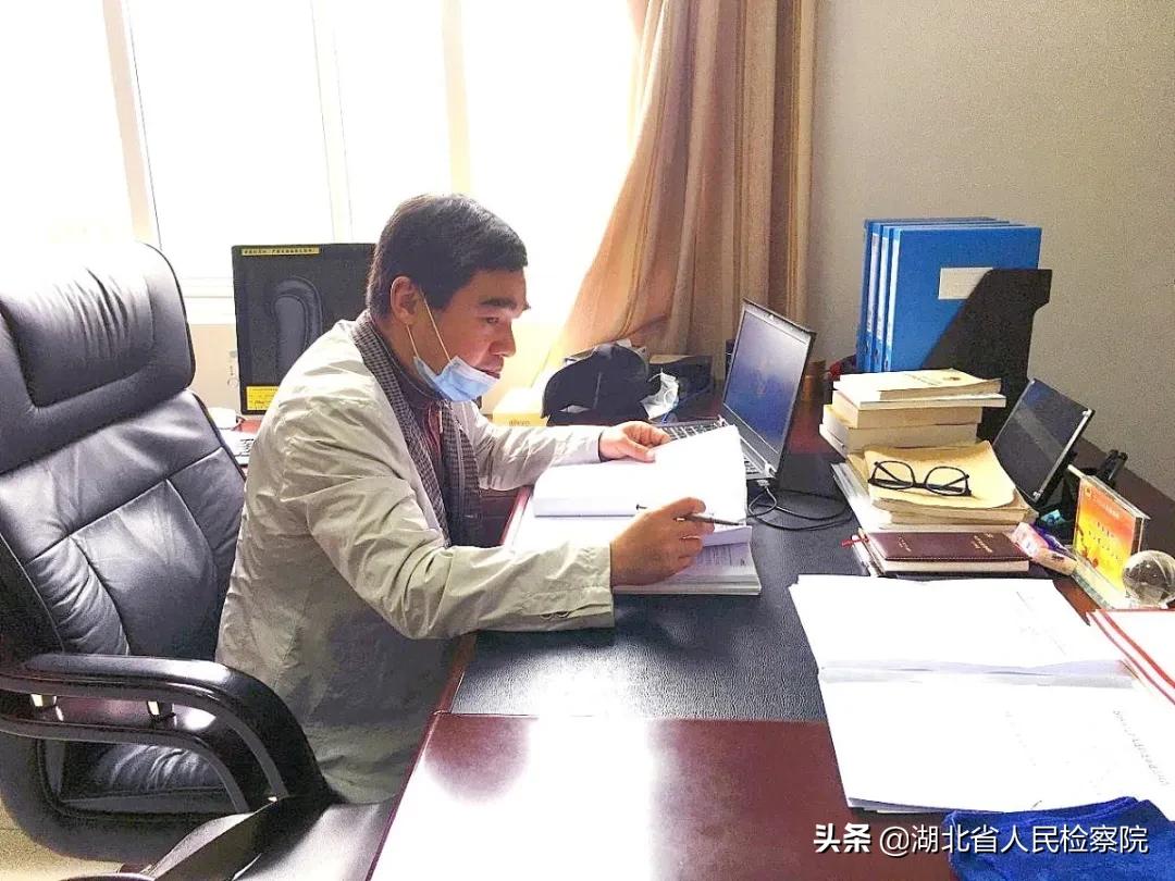 特殊时期的坚守,特殊时期依然坚守岗位