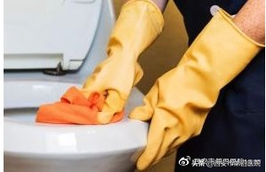 为什么一到夏天手上会长小水泡,夏天手脚长小水泡用什么药