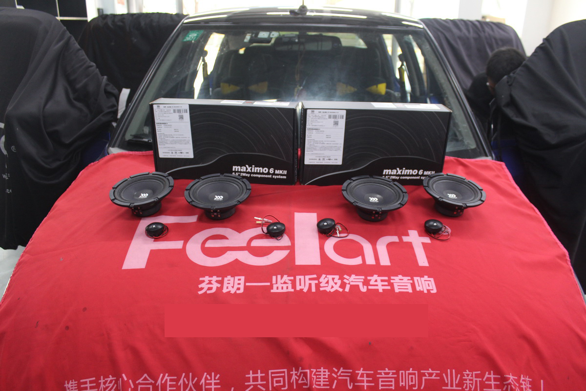 铃木天语前后门升级摩雷玛仕舞二代网红音响套装，8个喇叭真带劲