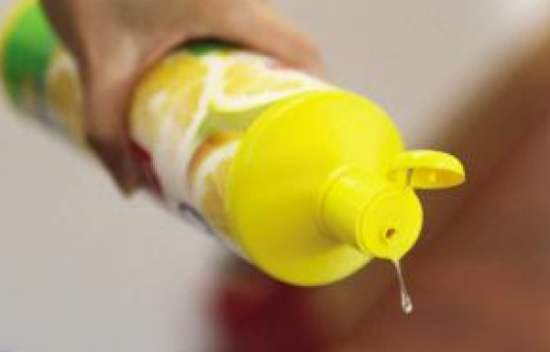 消灭蟑螂小妙招土豆,消灭蟑螂有妙招一碗水轻松搞定