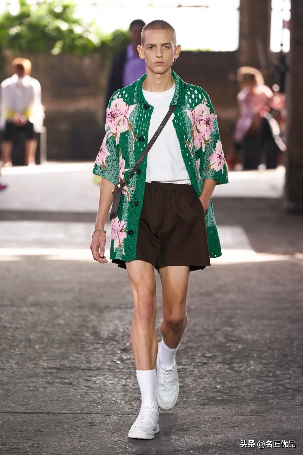 爱是一道光!治愈系祖母绿,宝石盛开的花园,绝美惊艳400年