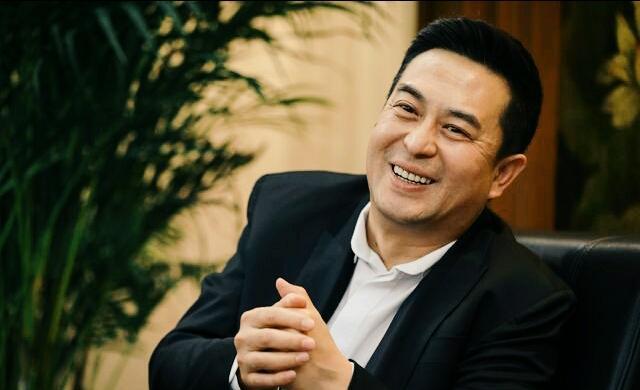 陈道明说他条件不好,前妻说他是凤凰男,张嘉译到底是个怎样的人