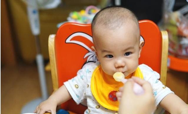警惕：宝宝肠胃不好，牙齿发育缓慢，有可能是辅食米粉添加不对