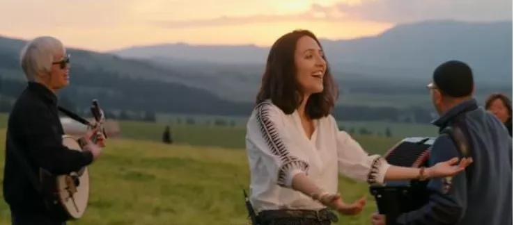 这个曾拯救了刘烨的女人上热搜了,结婚12年甜蜜如初,一双儿女人见人爱