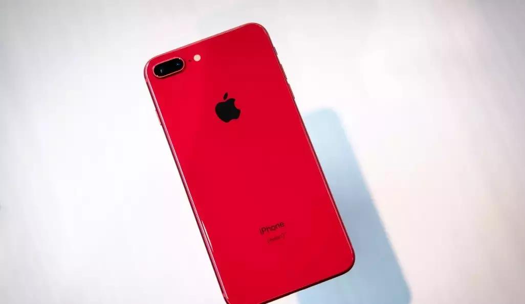 iphonexr和iphone8p哪个大,iphonexr玩游戏和iphone8p哪个好