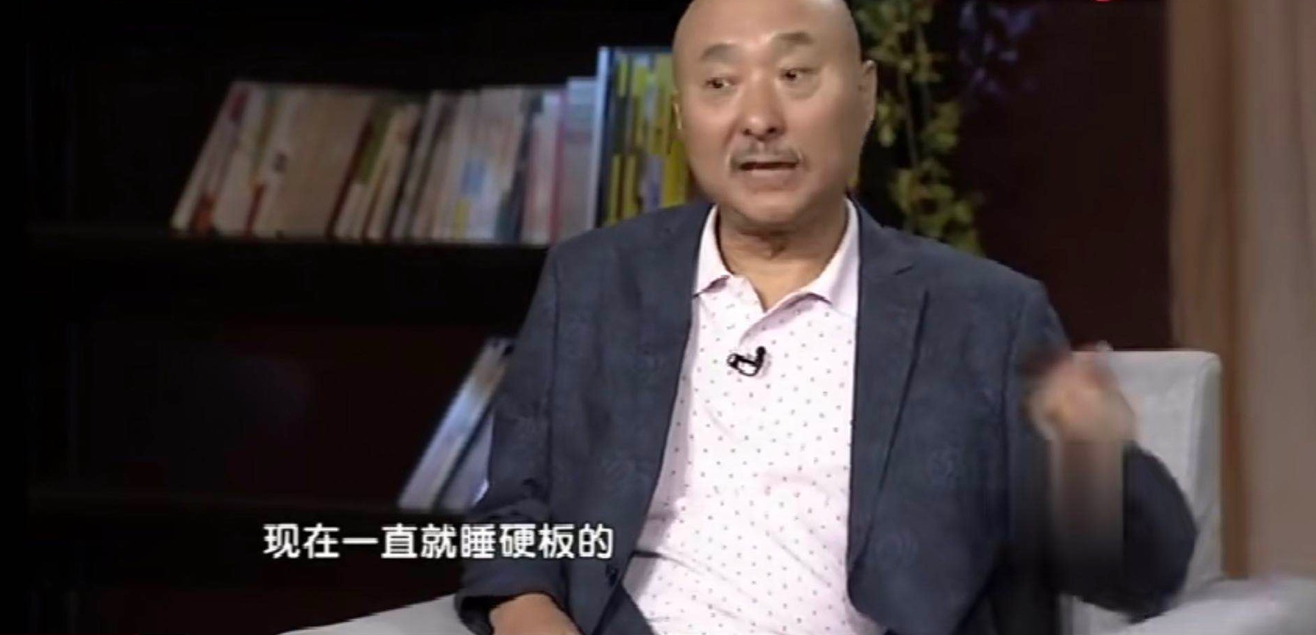 陈佩斯祖传抠门视频,倪萍调侃陈佩斯抠门