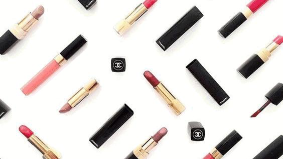 被李佳琦强烈推荐的这款口红，简直就是冬季的必备款