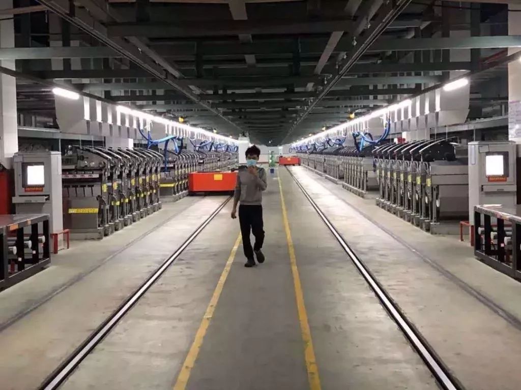 抗疫生产两手抓,抗疫情抓生产两不误