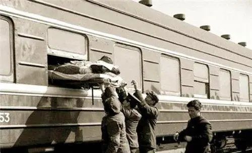 中华第一车:全程6天5夜,单程超6000元仍一票难求