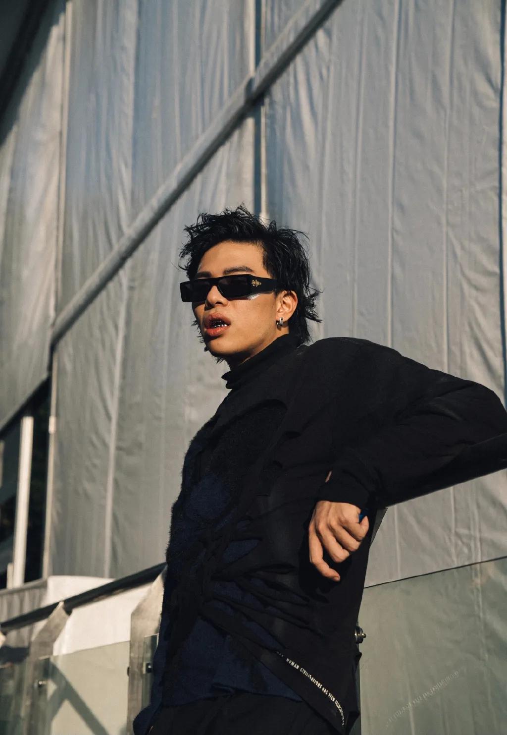 苦闷的2020年最后一个月,就让INNERSECT来一拳结束