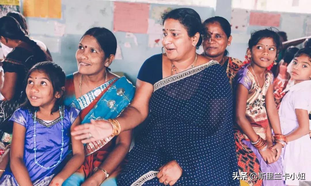 鎴戝湪鏂噷鍏板崱,鎴戝湪鏂噷鍏板崱缃戣喘鐨勮娉彶