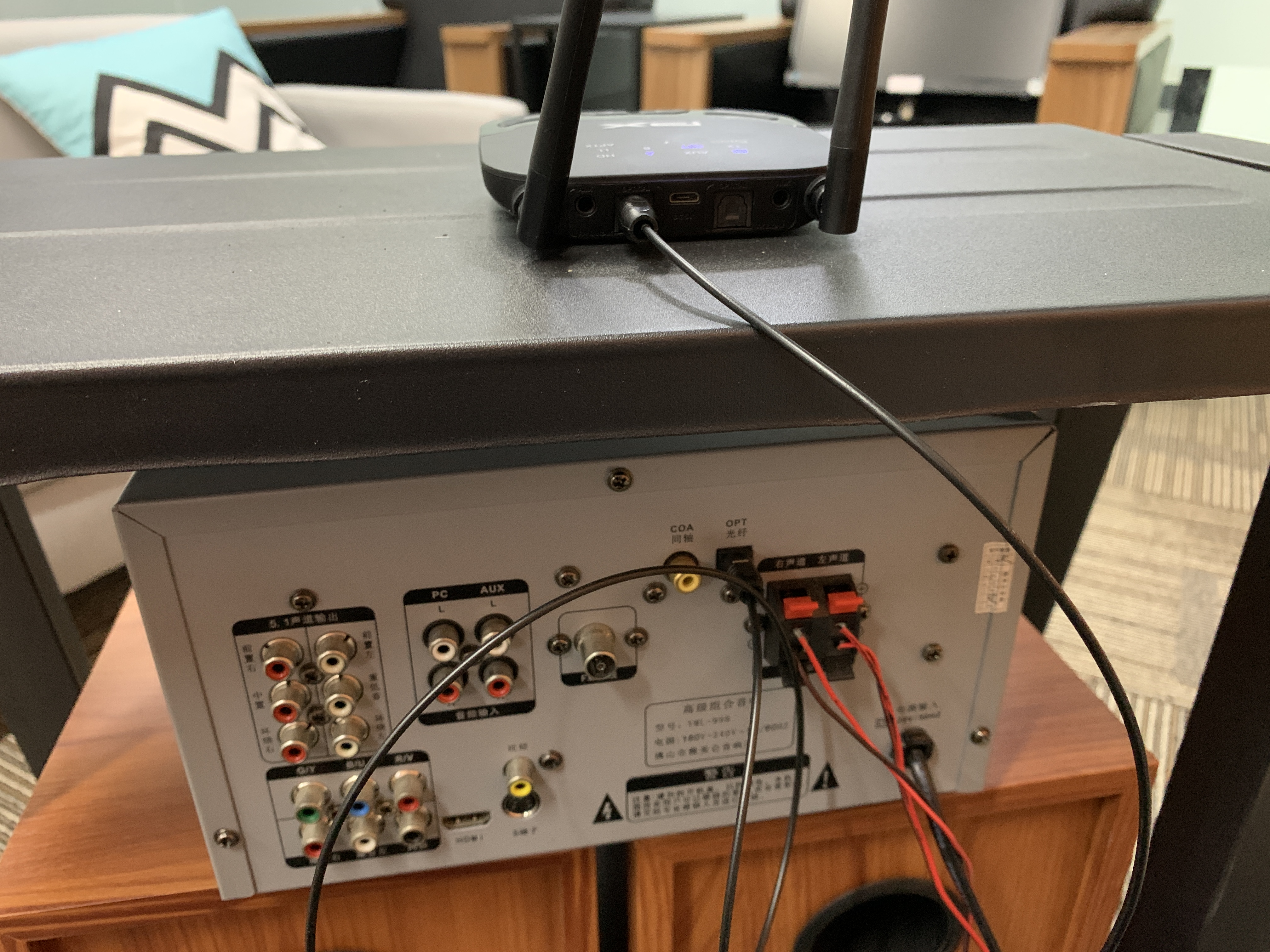 用5.0蓝牙接收器，复活老功放音响，连接电视不充会员无限K歌