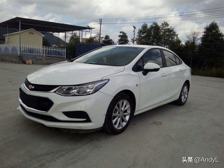 雪佛兰新款车型上市2022,雪佛兰换标车型海外版