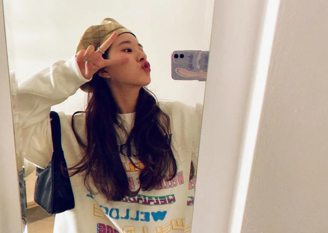 想要自拍可以弄什么动作,想自拍怎么拍好看呢