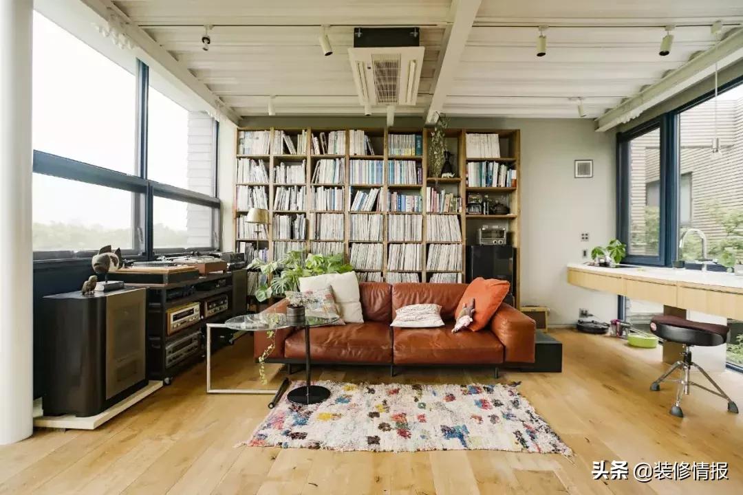 花200万在自己老家盖一栋三层别墅,农村夫妻攒35年钱建540平别墅